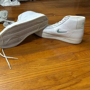 Nike SB Blazer Mid Premium White Glacier